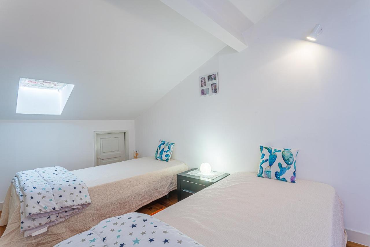 T3 Carvalho Laranjo Mabilde Apartment Nazare Bagian luar foto